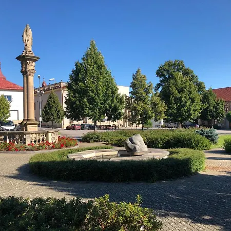 Sg Chaloupka Kubik S Wellness V Cene - Cesky Raj Holiday home Mlazovice