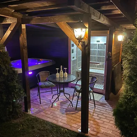 SG - SPA -chaloupka Kubík MLÁZOVICE - Český ráj Casa vacanze